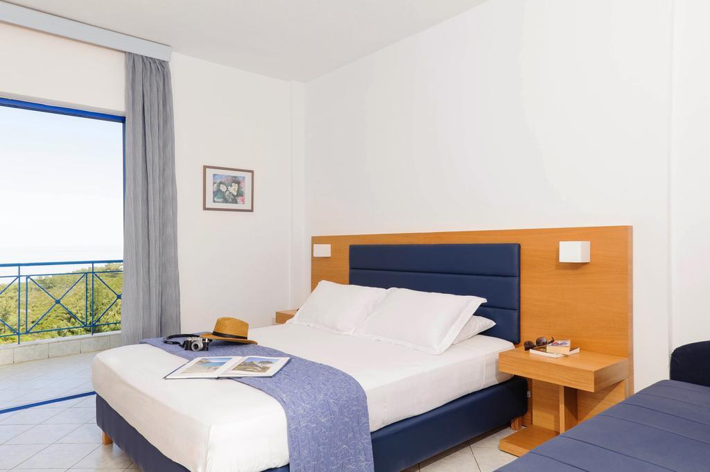 Karras Star Hotel Эвдилос Экстерьер фото